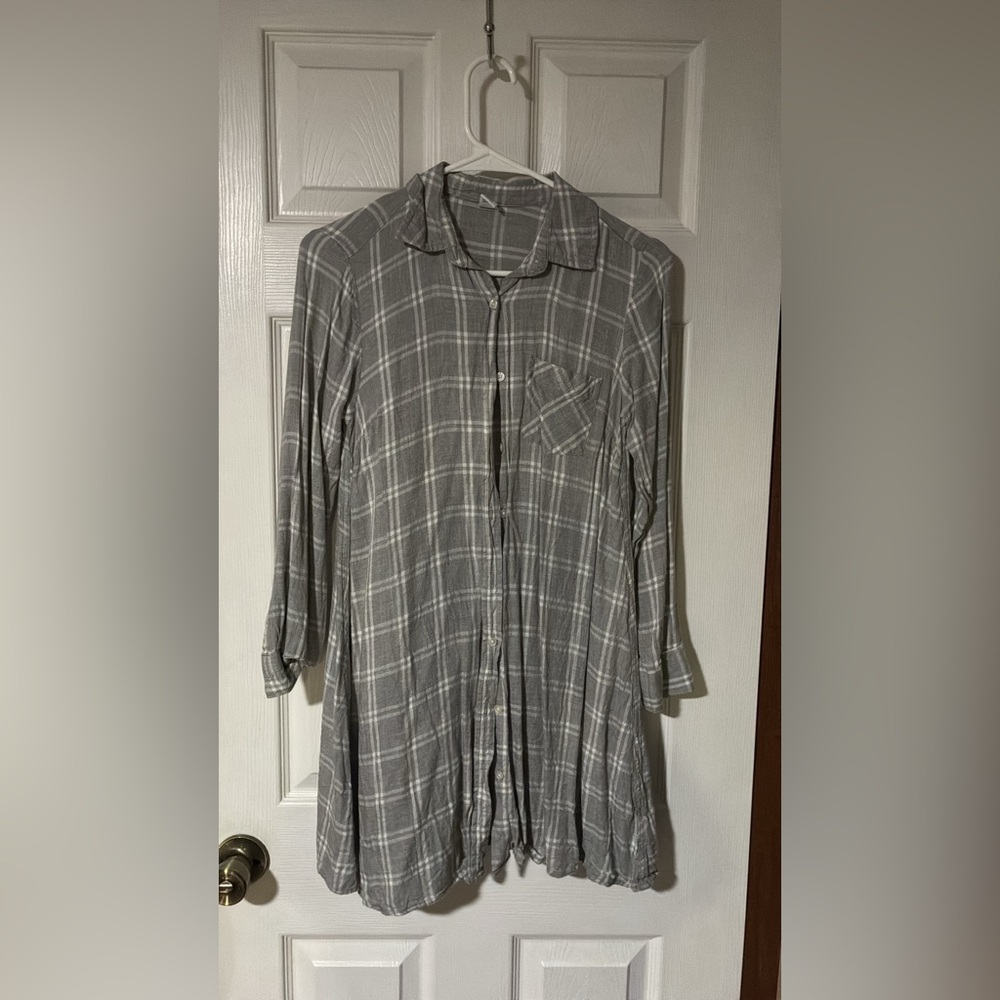 Old Navy Gray Plaid Long Sleeve Dress